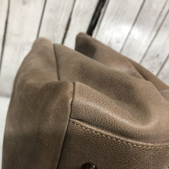 EUC~Roberta Gandolfi Elegant Soft Brown, Genuine Leather Shoulder Bag - Picture 3 of 10